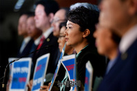 [포토] 여당 규탄하는 이언주 바른미래당 의원