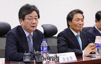 [포토] 바른미래당 지방선거기획단장 연석회의, 발언하는 유승민