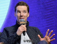 [포토] 질문에 답하는 베네딕트 컴버배치