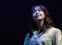 [포토] 연극무대 오른 배우 박혜영