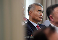 [포토] 북한인권토론회 참석한 박정이 전 사령관