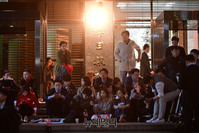 [포토] TV조선 사옥 지키는 기자들