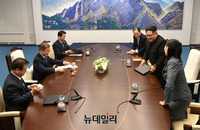 [포토] 오전 회담 마친 남북정상