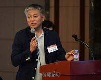 [포토] 문케어 문제점 발표하는 연준흠 의협 보험이사