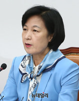 [포토] 모두발언 하는 추미애 더불어민주당 대표