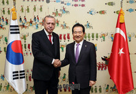 [포토] 국회 찾은 레제프 타이이프 에르도안 터키 대통령