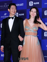 [포토] 손예진-정해인, 다정한 커플