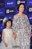 [포토] 이보영-허율, 사랑스러운 모녀