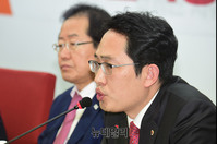 [포토] 자유한국당 찾은 최대집 대한의사협회장