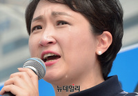 [포토] 소상공인 결의대회, 눈물 흘리는 이언주