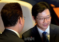 [포토] 본회의장 찾은 김경수 의원