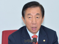 [포토] 김성태 "드루킹 특검, 최순실 특검 준하는 수사 인력 지원 돼야"