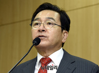 [포토] 격려사 하는 심재철 국회부의장