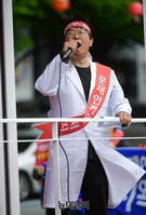 [포토] 가운입고 아스팔트 나온 의사들 "문케어-의사구속 규탄"