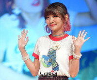 [포토] 빨간머리로 돌아온 볼빨간사춘기 안지영