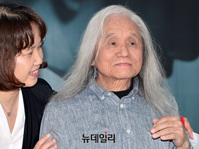 [포토] 뮤지컬 '미인' 연습실 찾은 신중현