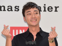 [포토] 로이킴, 꿀 떨어지는 하트