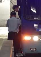 [포토] 이명박 전 대통령, 3차 공판 출석