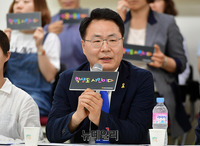 [포토] 청소년인권 협약식 참석한 송주명 경기교육감 후보