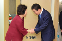 [포토] 경로당 찾은 박원순 서울시장 후보