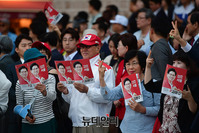 [포토] 대한문에 모인 김문수 후보 지지자들