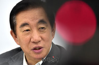 [포토] 김성태 권한대행 "중앙당 해체 하겠다"