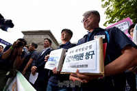 [포토] 양대노총 최저임금법 위헌청구