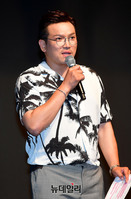 [포토] 김동한 쇼케이스 사회 맡은 MC딩동