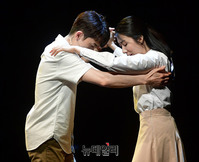 [포토] '번지점프를 하다' 왈츠 추는 '인우-태희'