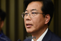 [포토] 인사말 하는 송언석 자유한국당 의원