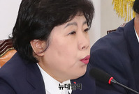 [포토] 발언하는 조배숙 민주평화당 대표