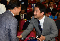 [포토] 민주당 지방선거 당선자 대회 참석한 한병도 수석