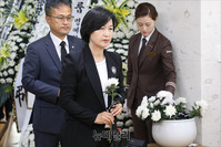 [포토] JP 빈소 찾은 추미애 더불어민주당 대표