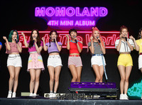 [포토] BAAM으로 컴백한 모모랜드