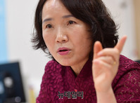 [포토] 이점희 위원장 "학교운영위에 정당인 참여하면 학교가 정치판 된다"