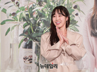 [포토] 수줍은 배우 서은아