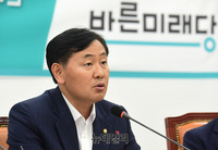[포토] 발언하는 김관영 바른미래당 원내대표