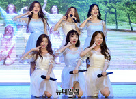 [포토] 상큼한 무대 선보이는 '바바'