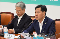 [포토] 발언하는 김관영 바른미래당 원내대표