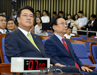 [포토] 나란히 앉은 이주영-정진석