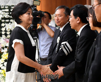 [포토] 노회찬 빈소 찾아 조문하는 박영선