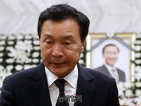 [포토] 노회찬 빈소 찾은 손학규