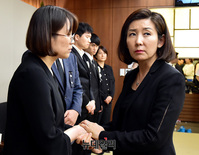 [포토] 추혜선 손 맞잡은 나경원