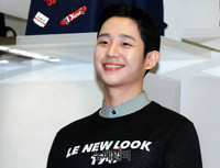 [포토] 배우 정해인, 여심 녹이는 미소