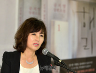 [포토] 공지영 "진보 탈 쓴 악의 무리 소설로 형상화"