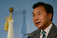 [포토] 당대표 출사표 던지는 손학규 상임고문