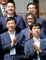 [포토] 한 자리 모인 '이창호-조치훈-창하오' 