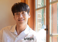 [포토] 애뜻한 순정남으로 돌아온 배우 김영광