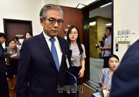 [포토] BMW화재 관련 긴급간담회 참석한 김효준 대표
