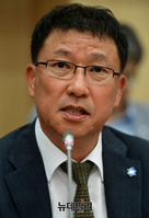 [포토] 김학로 원자력학회장 "국민 10명 중 7명이 원자력발전 이용 찬성"